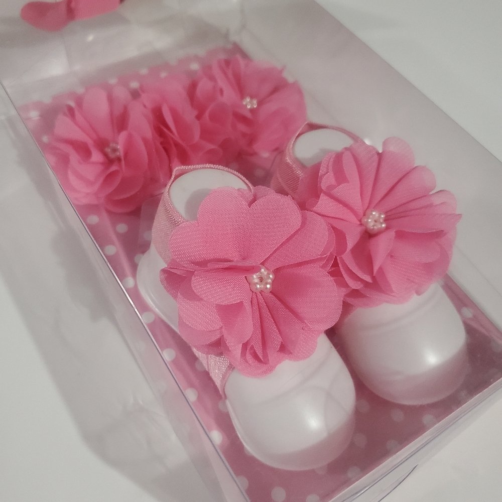 NWT Baby Girl Photo Set- Pink Flower Headband and Sandals